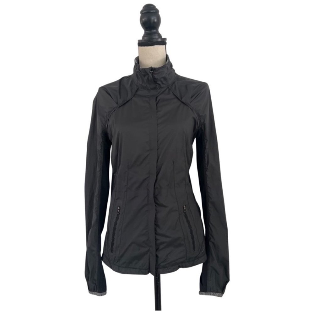 Lululemon Black Windbraker Jacket Size 6 / 05